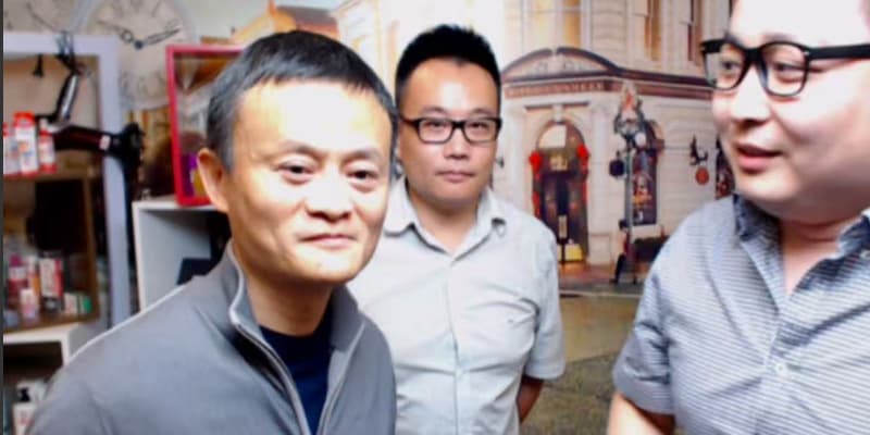 Alibaba Group Chairman Jack Ma and CEO Daniel Zhang Visit WIDER, Discussing the Future of New Retail